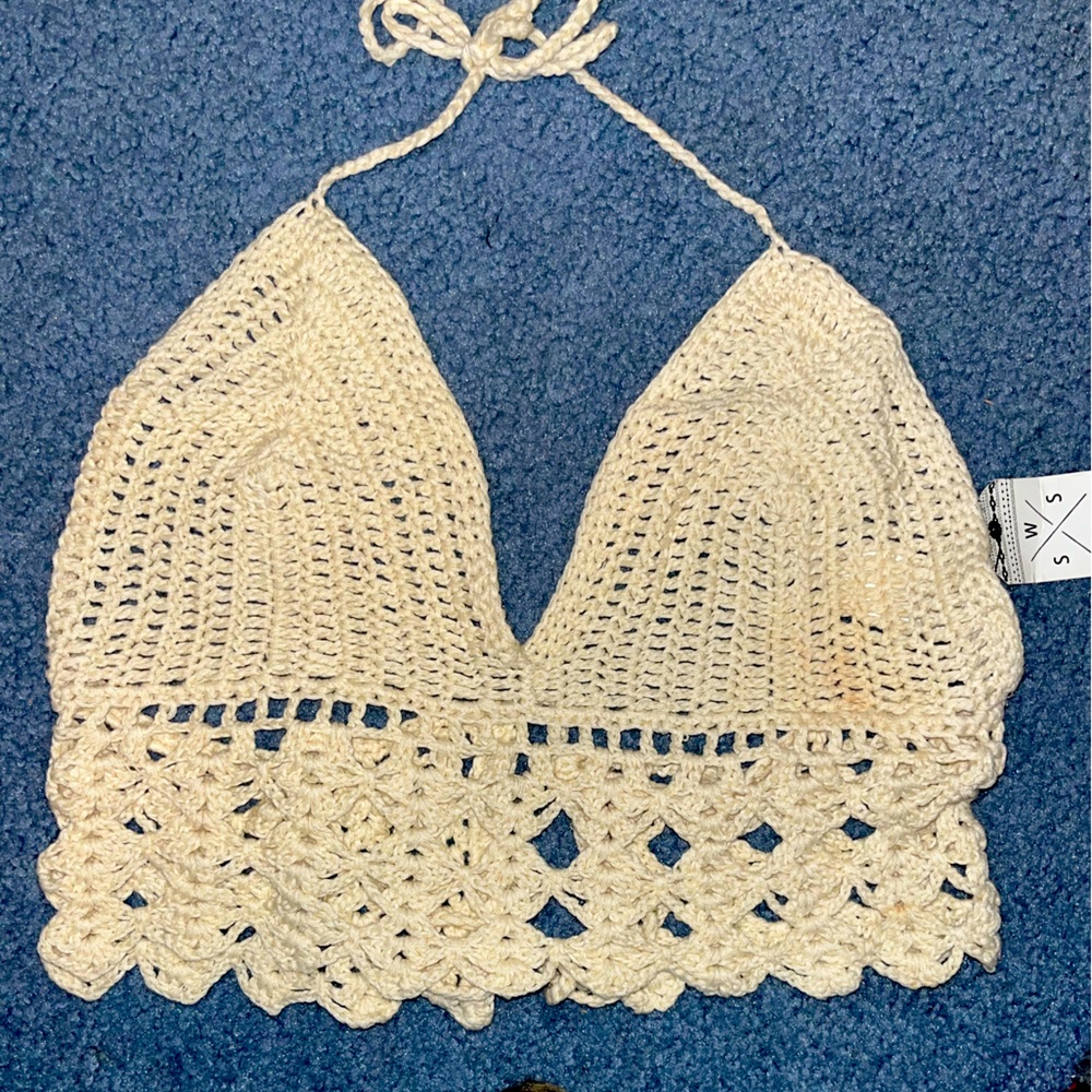 Beachy Bandeau / Halter Top - **NEVER WORN** size - large